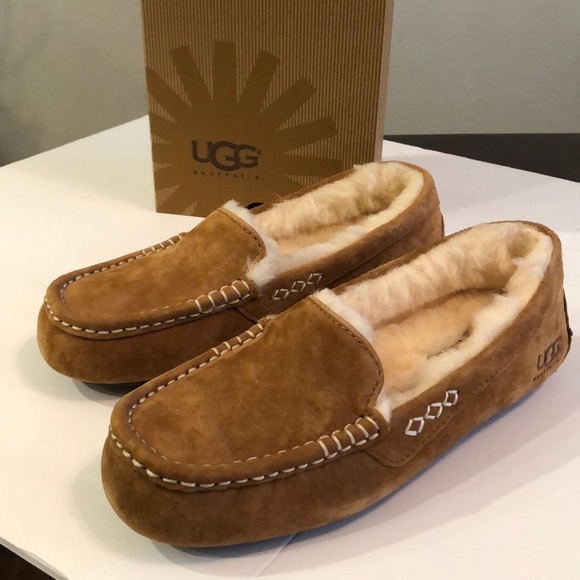 ✨New✨ UGG Ansley Slipper - Picture 6 of 11